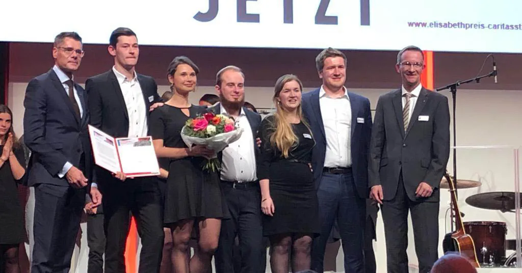 Bei der Preisverleihung des "jung+engagiert"-Preises der Caritas